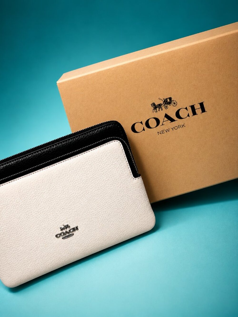 COACH Chalk & Black Colorblock Double Zip Wristlet Pebbled Leather Wallet